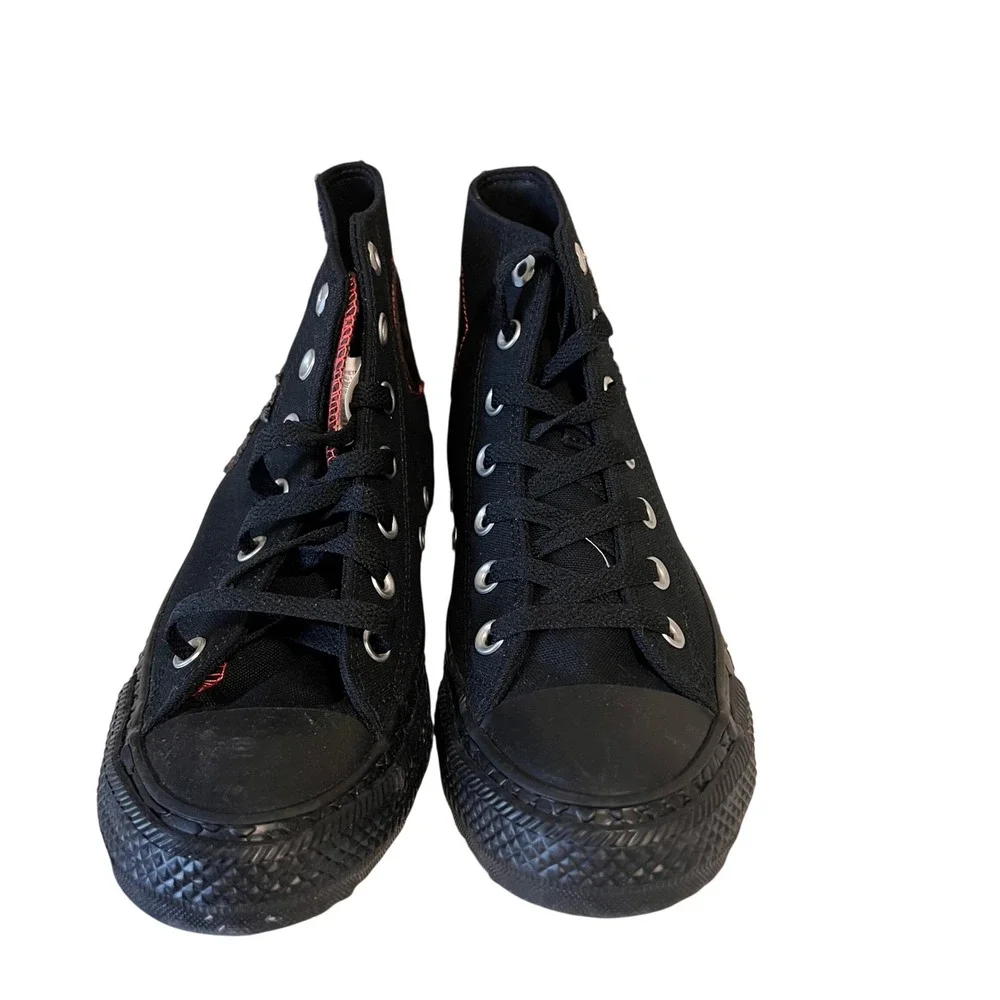 Converse Dungeons and Dragons High Top Sneakers Black Red D20 Logo Unisex M6/W8 - Picture 1 of 11